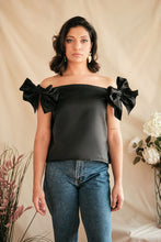 Load image into Gallery viewer, Elizabeth