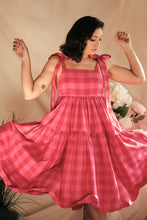 Load image into Gallery viewer, Doris