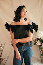 Load image into Gallery viewer, Elizabeth