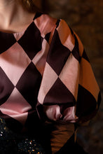 Load image into Gallery viewer, Cosmopolitan