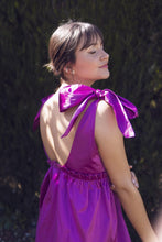 Load image into Gallery viewer, Camélia