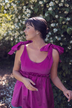 Load image into Gallery viewer, Camélia