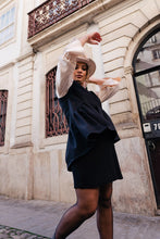 Load image into Gallery viewer, Tília