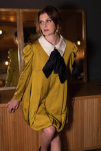 Load image into Gallery viewer, Bellini